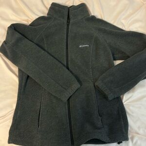 Women’s Columbia fleece